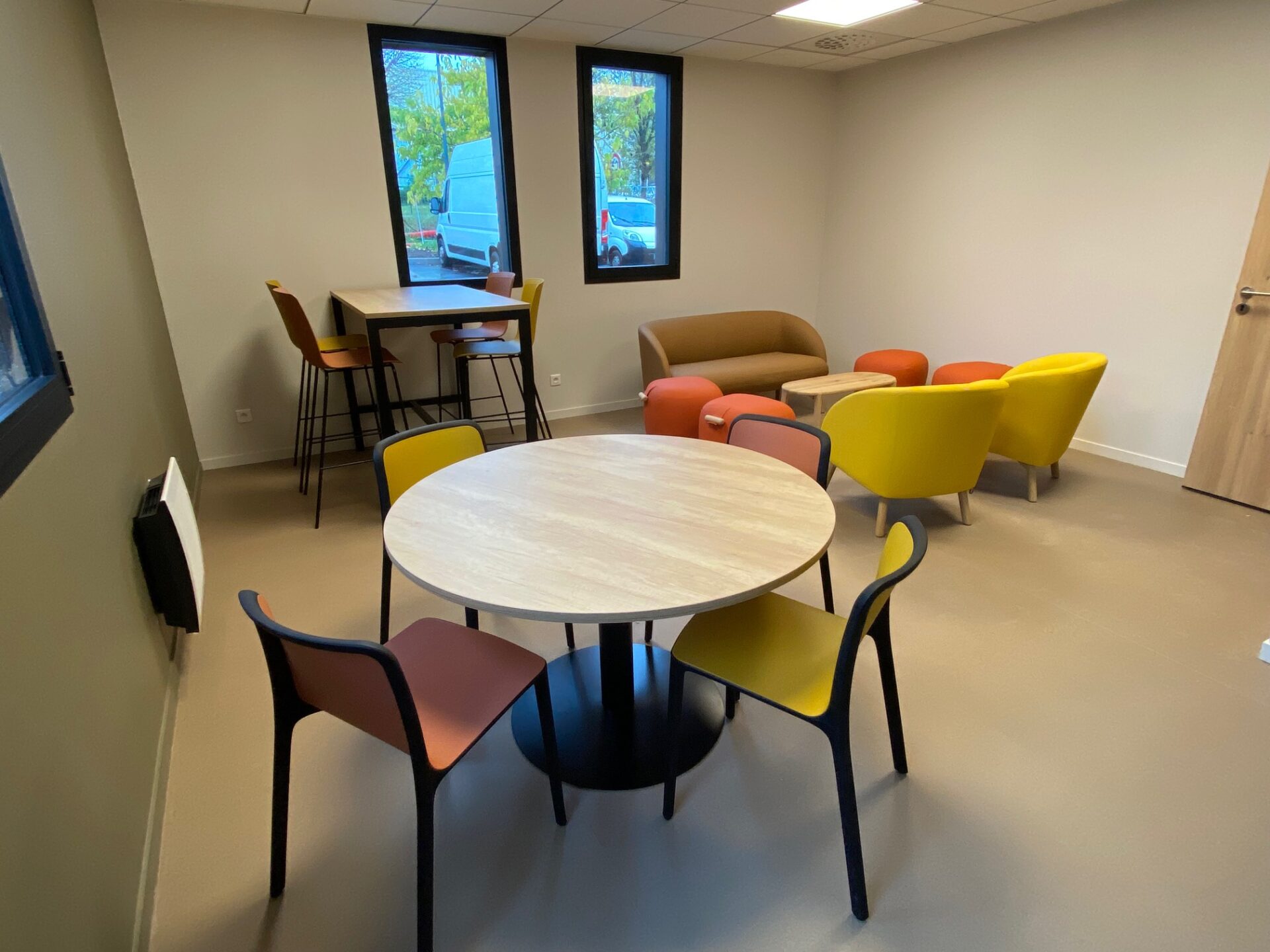 salle restau/pause – 24