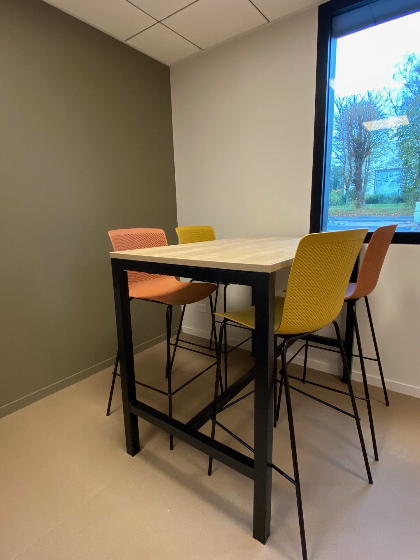 salle restau/pause – 24